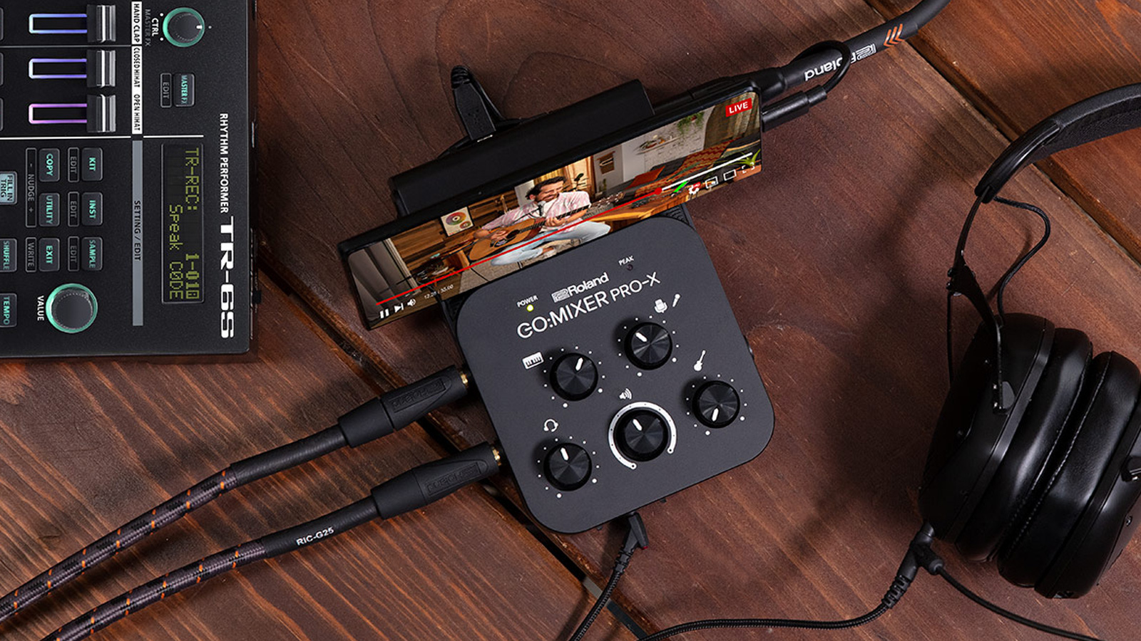 Roland GO:MIXER Pro-X: A portable audio mixer for phones & tablets
